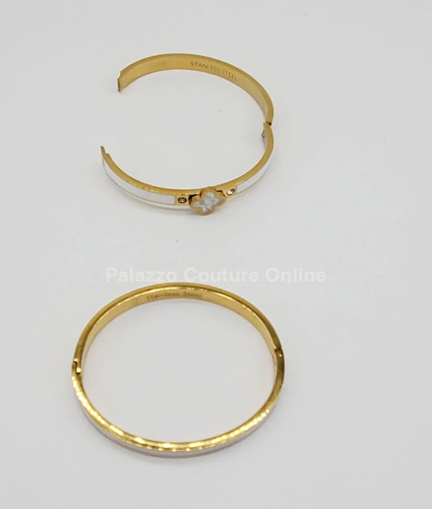 Lucky Clover Narrow Enamel Hinged Bangle Clover (White )