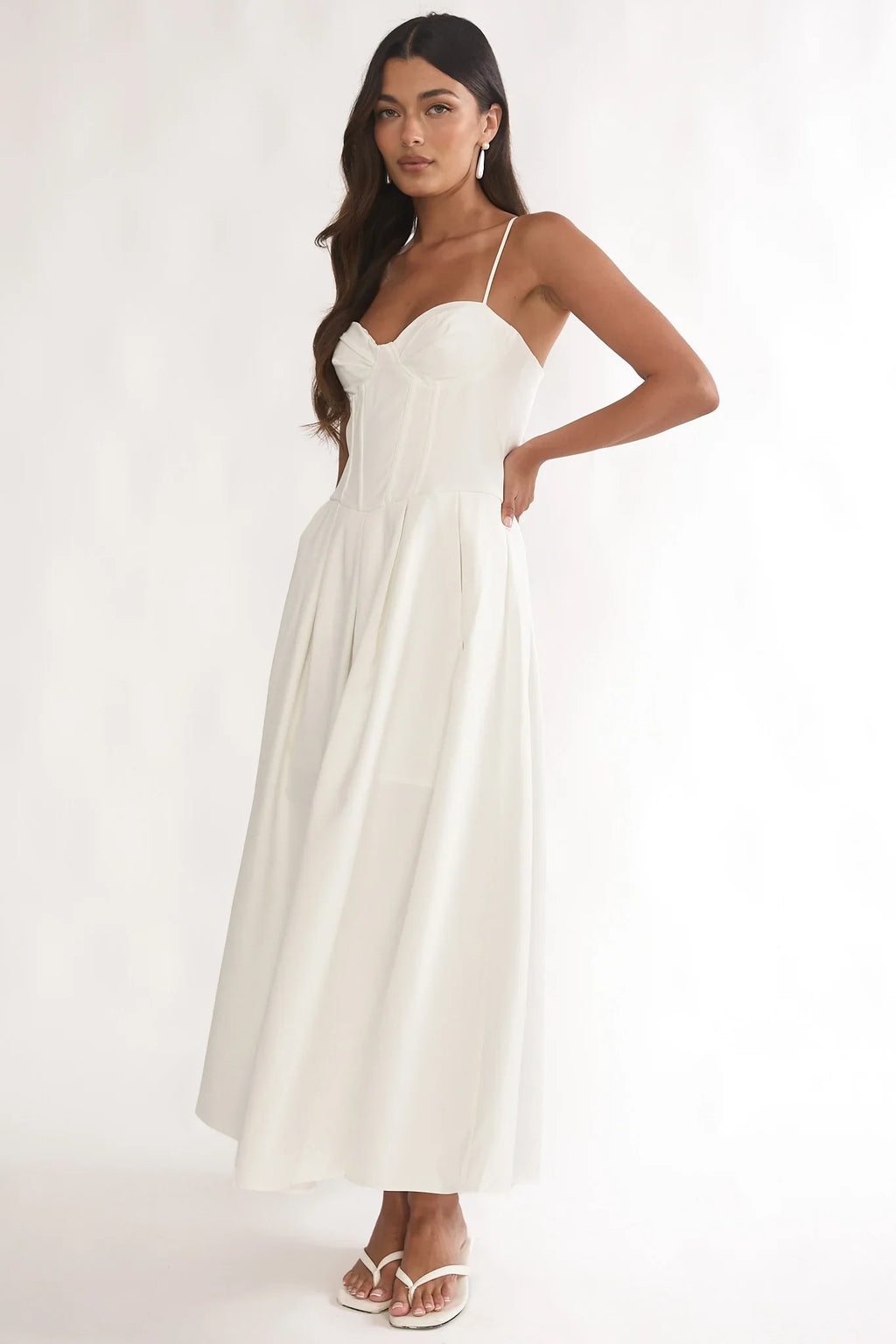 Kearsy Box Pleat Sweetheart Neckline Midi Dress White