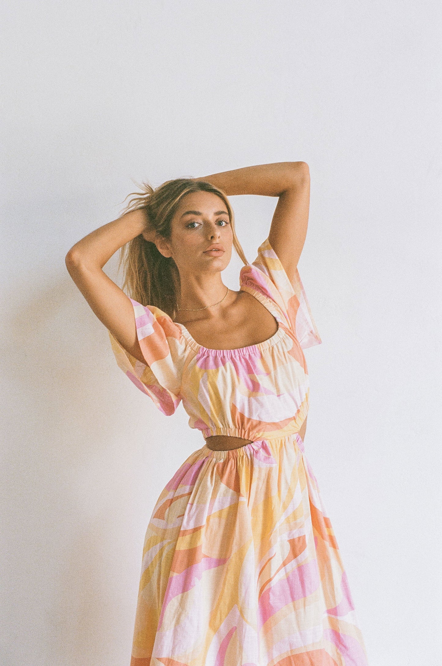 SAMPLE-Ezzy Midi Dress