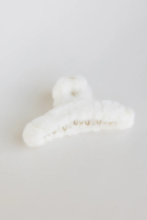 Fuzzy Claw Clip in Cream