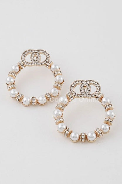 All about Pearls Earrings