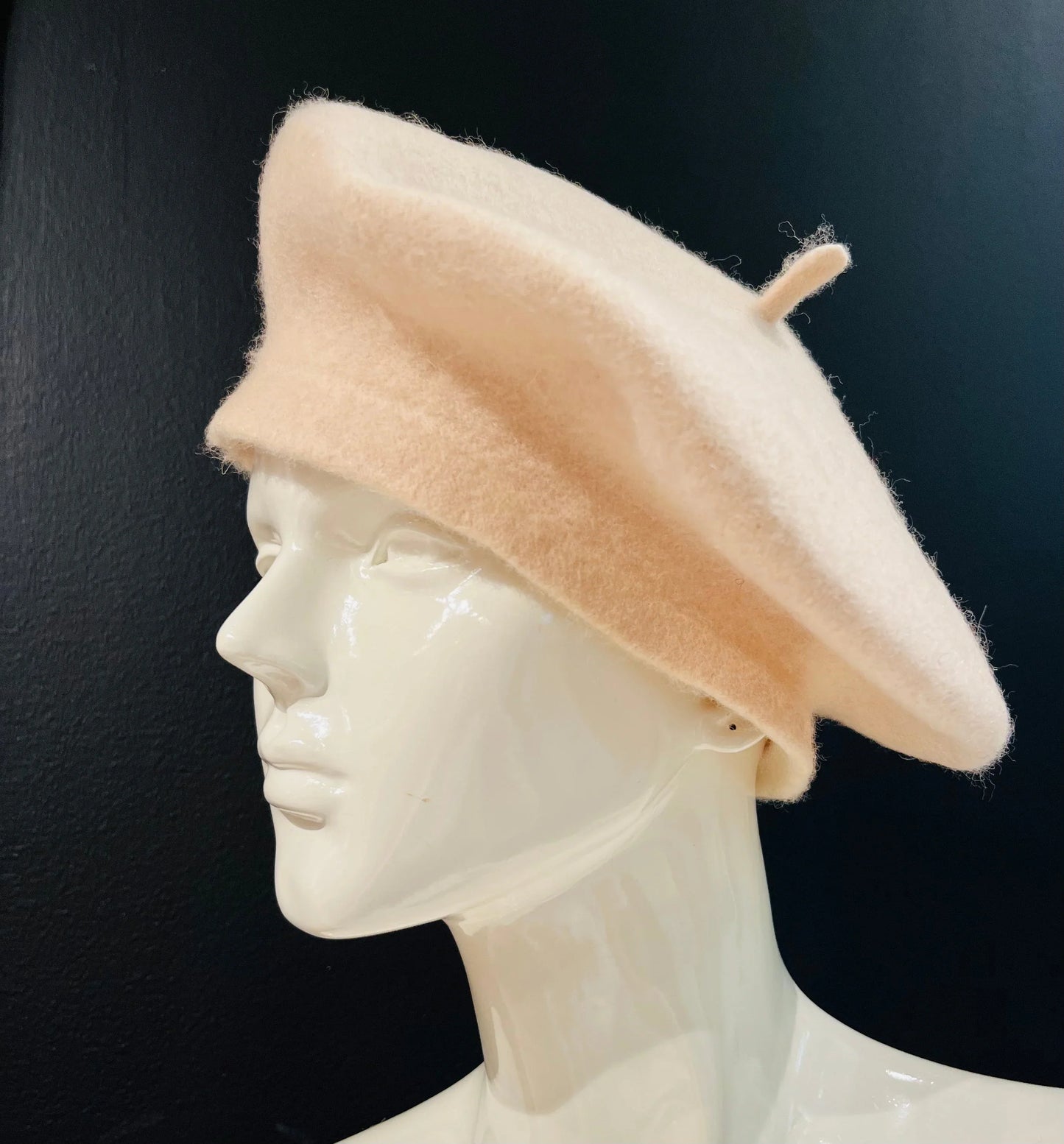 New York Beige Beret – Classic Wool Blend Hat