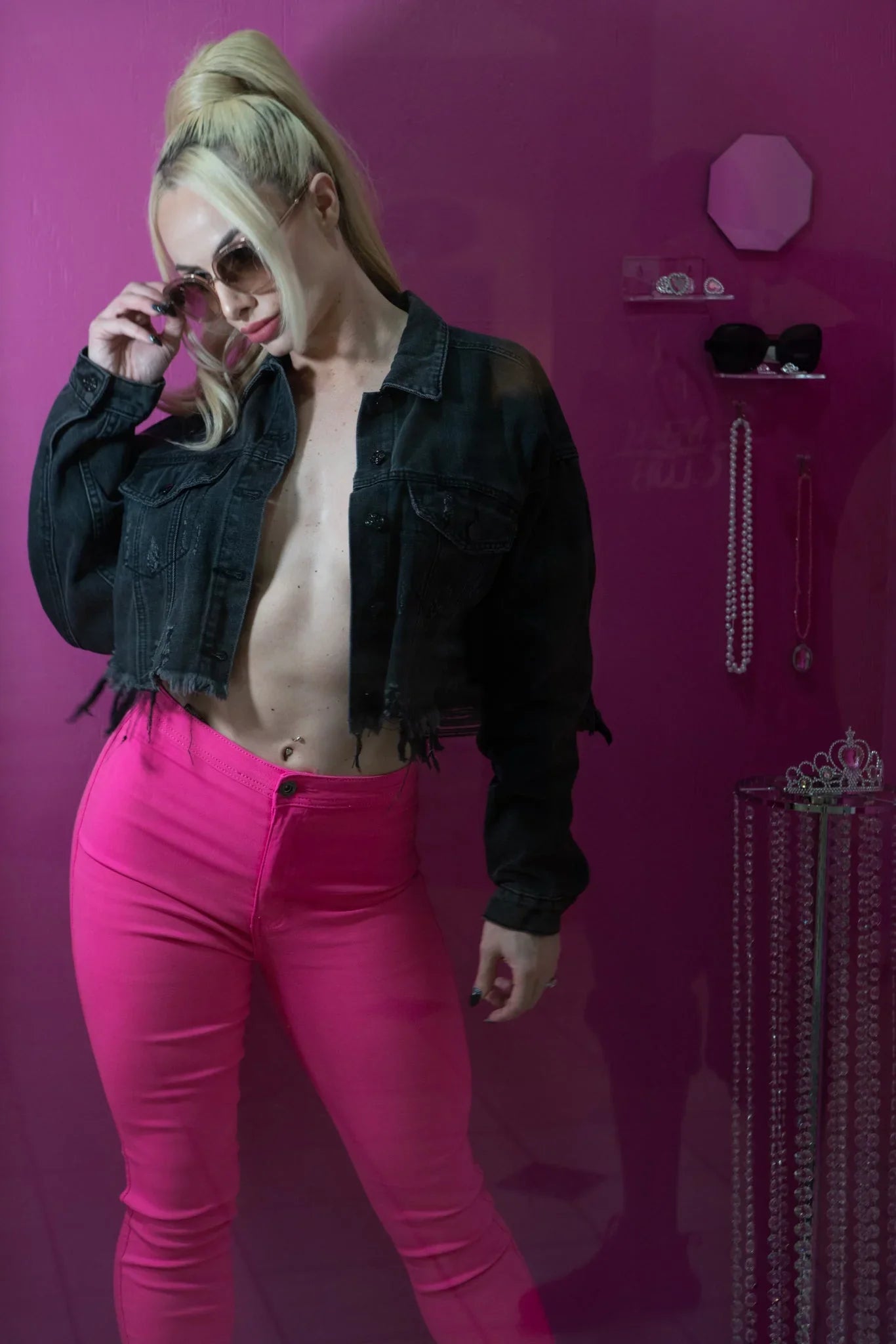 Miami Nights Crop Denim Jacket – Black