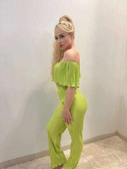Summer Breeze Green Pant Set – Pleated Off-Shoulder Two-Piece