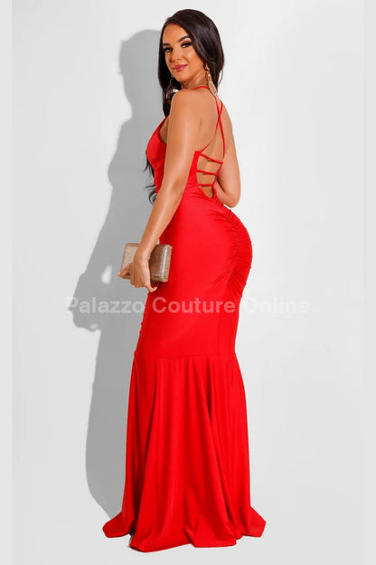 Venus Beauty Red Evening Gown with Ruched Silhouette